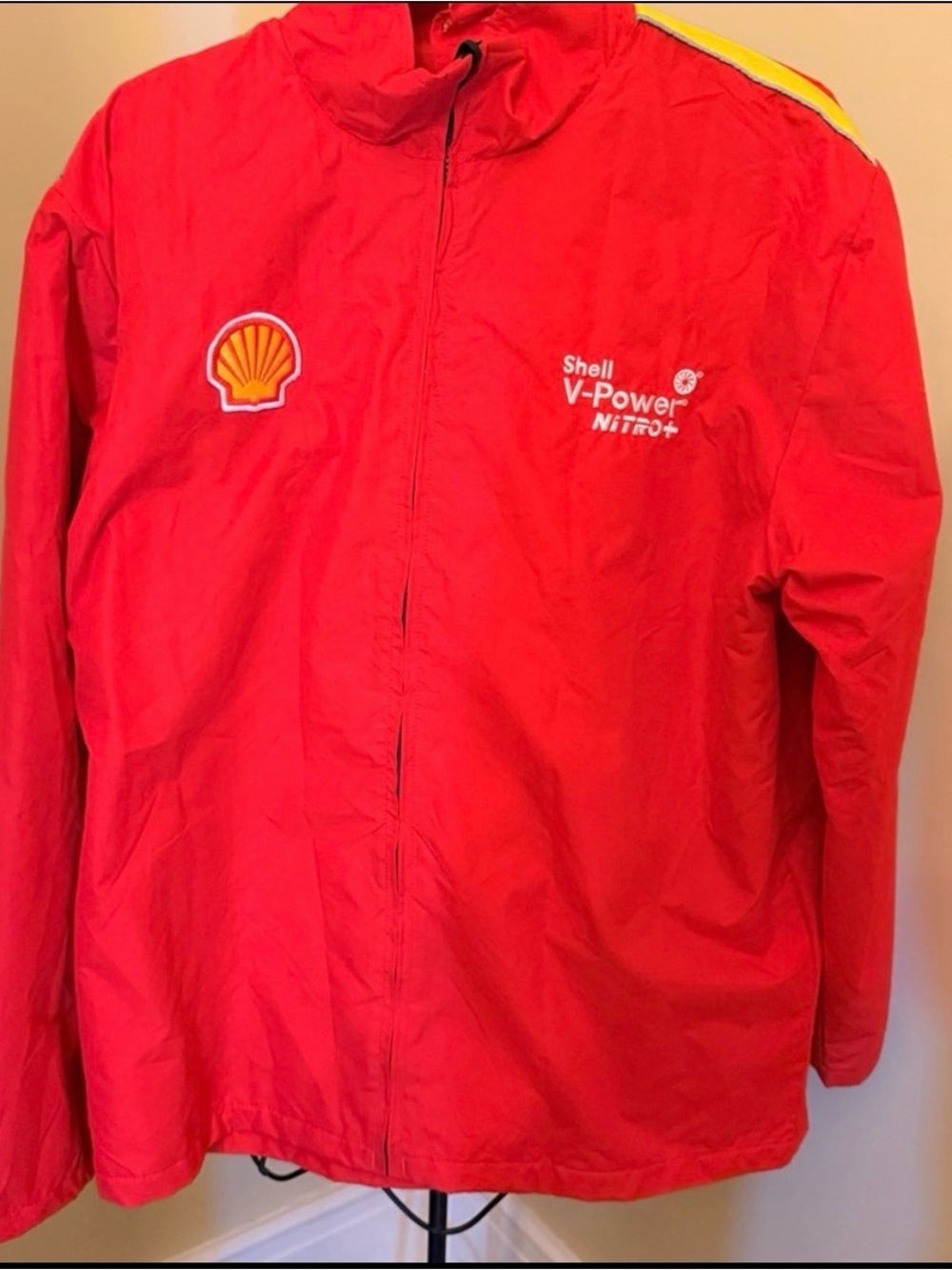 Shell V-Power Red Lightweight Jacket